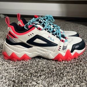 Fila Women’s Oakmont Tr Sneakers